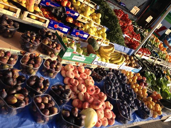 Tržnica sadja in zelenjave v italijanski Padovi.